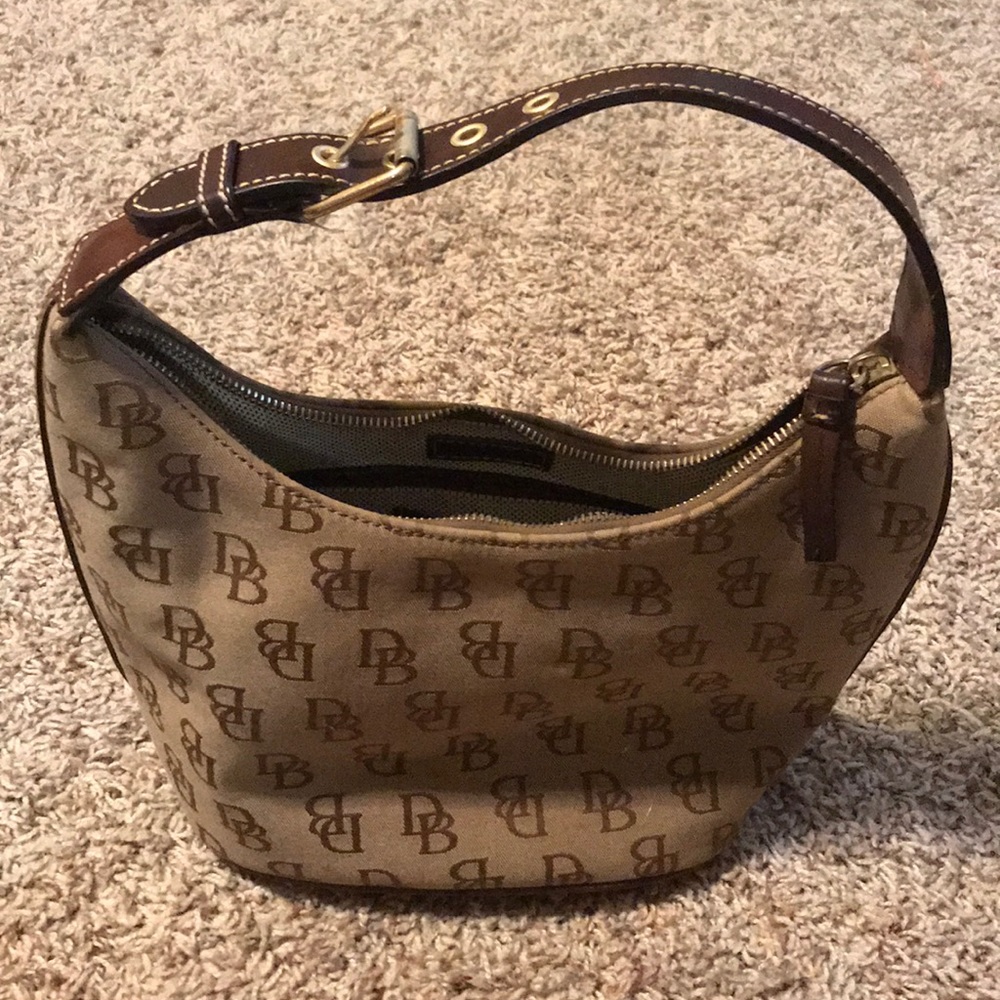 Dooney & Bourke Purse